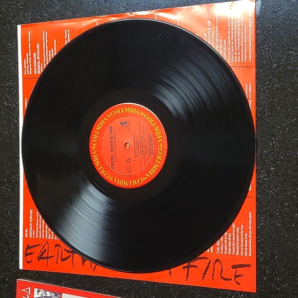 1987 EARTH, WIND & FIRE Album - Picture 5 of 8